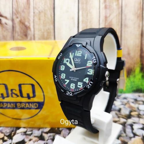 Foto Produk Q&Q QnQ QQ Jam Tangan Analog Karet Hitam VP84J002Y Original dari Ogyta Shop