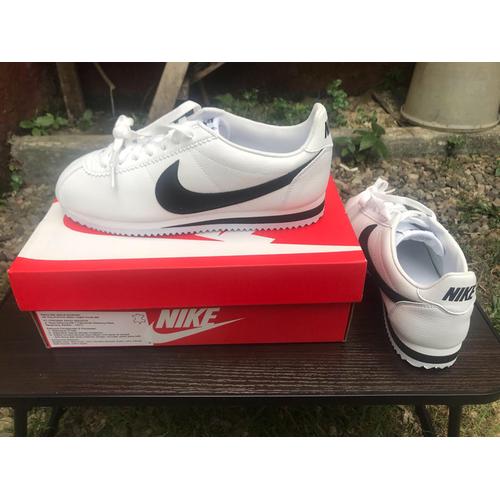 Jual Nike Classic Cortez Leather White 