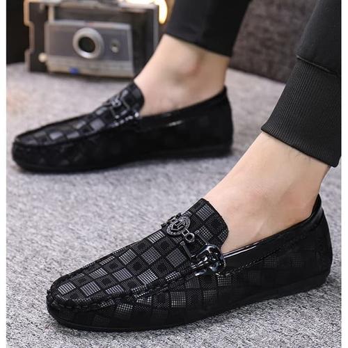 sepatu slip on