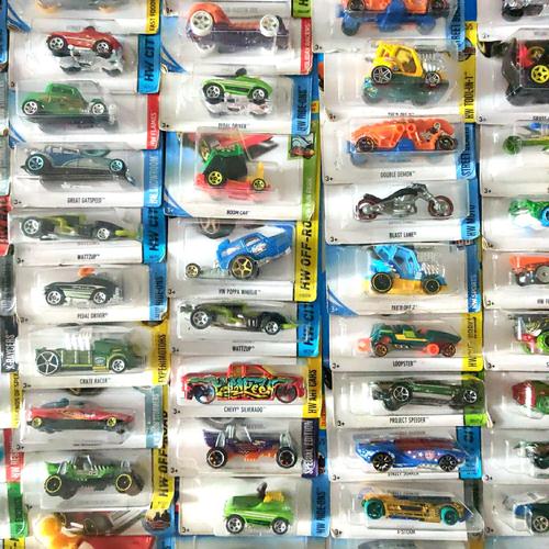 Foto Produk hotwheels curah original dari Trimaja