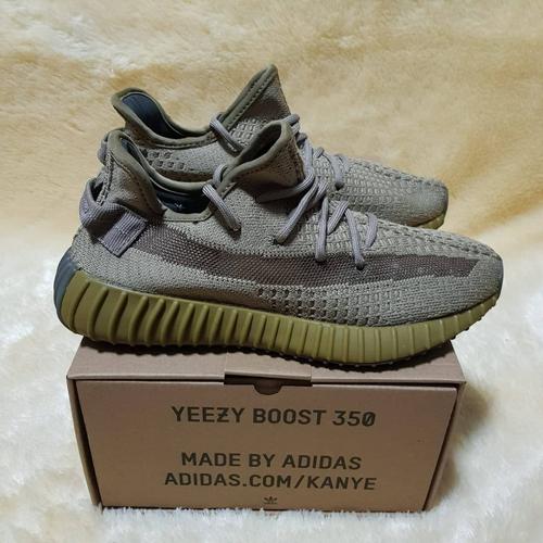 sepatu adidas yeezy boost