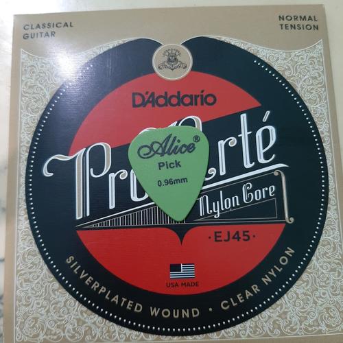 Foto Produk Senar gitar nylon d,addario clear nylon EJ45 CALSSIC dari NONIE ACCESORIES
