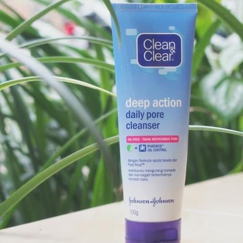clean and clear daily cleanser