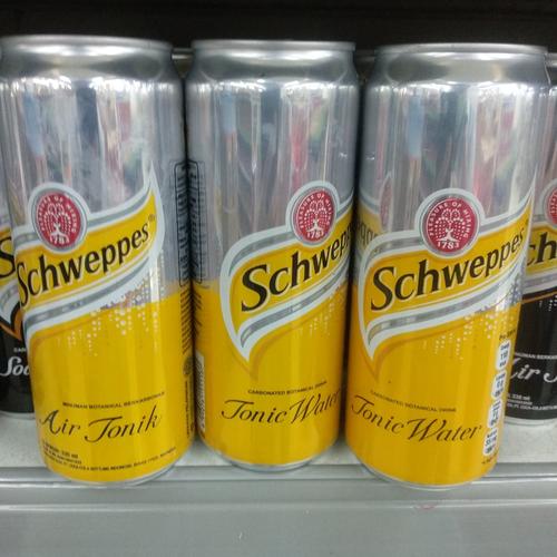 Foto Produk Schweppes Air Tonik 330ml dari cubeecubee