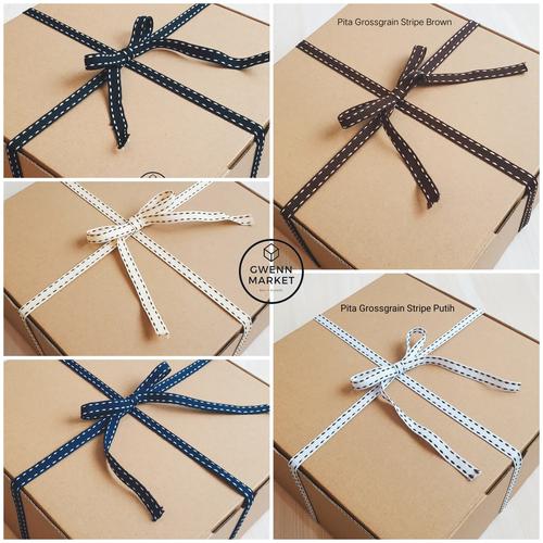 Foto Produk Tali pita Grossgrain stripe Pita garis strip list pita box pita kado - White dari gwennmarket