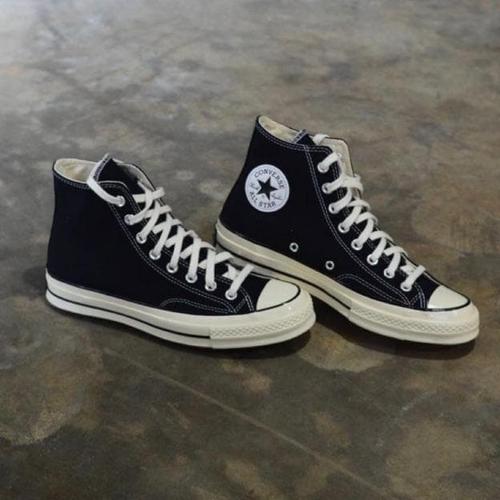 black new converse