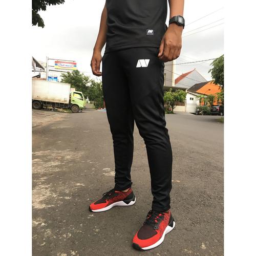 Foto Produk LONGPANTS NOIJ BLACK SERIES - L dari Noij Sportwear