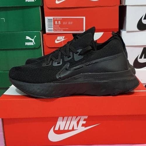 nike react infinity run triple black