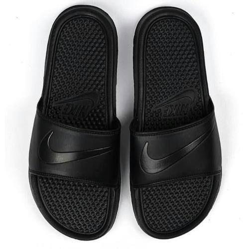 Perbedaan sandal store nike benassi original