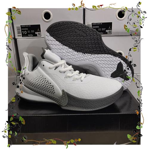 mamba fury all white