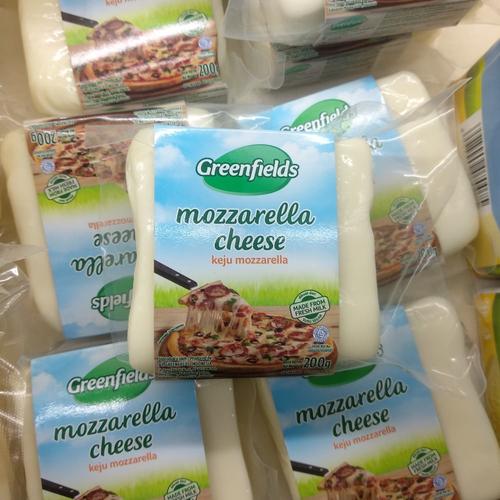 Foto Produk GreenFields Mozzarella Cheese 200g dari cubeecubee