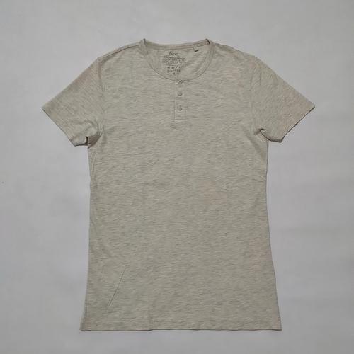 Jual preloved kaos Next slim fit 