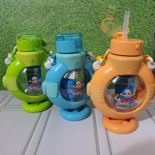 Foto Produk Botol Minum Anak lucu bentuk jangkar tali panjang sedotan 310ML- H2566 dari MBK_Houseware