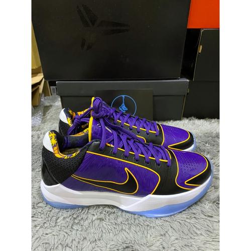 kobe v 5x champ
