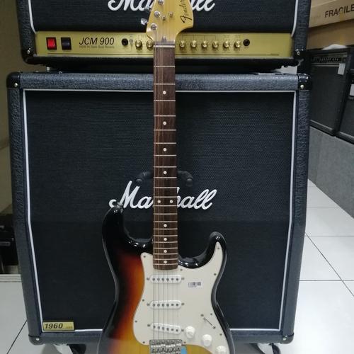 Foto Produk Fender 70s Stratocaster, Rosewood, Made In Mexico dari Serenata Galeri Musik