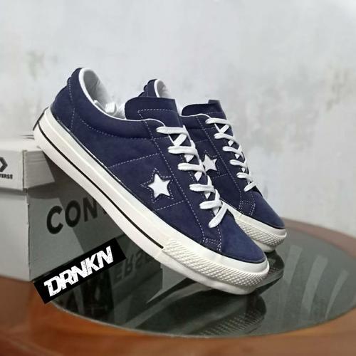 navy one star converse