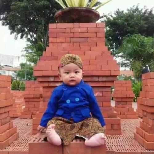 Foto Produk Set Beskap Baby Balita - Baju Adat Anak Bayi Balita - request by chat, 3 - 5 Tahun dari Grosir Ska
