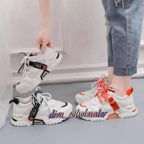 dv sneakers