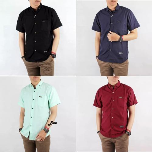 Foto Produk Kemeja Polos Pendek Pria - M, Biru Muda dari Kang.Kaos