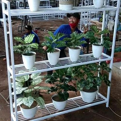 Jual Rak Bunga Besi Bertingkat Putih 4 Lauyehic Kota Bekasi Lauyehic Tokopedia