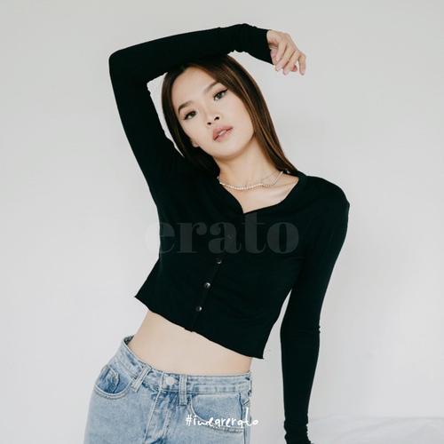 ERATO - Delila Long Sleeve Crop Top 