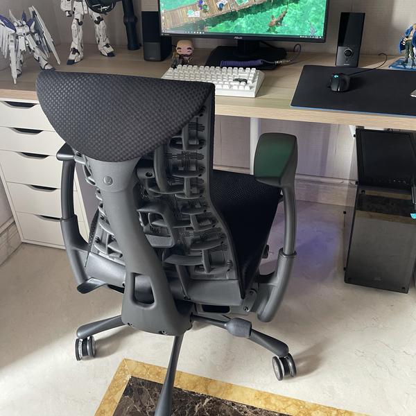 Miller Chair Herman Miller Aeron Or Embody Reddit Herman Miller