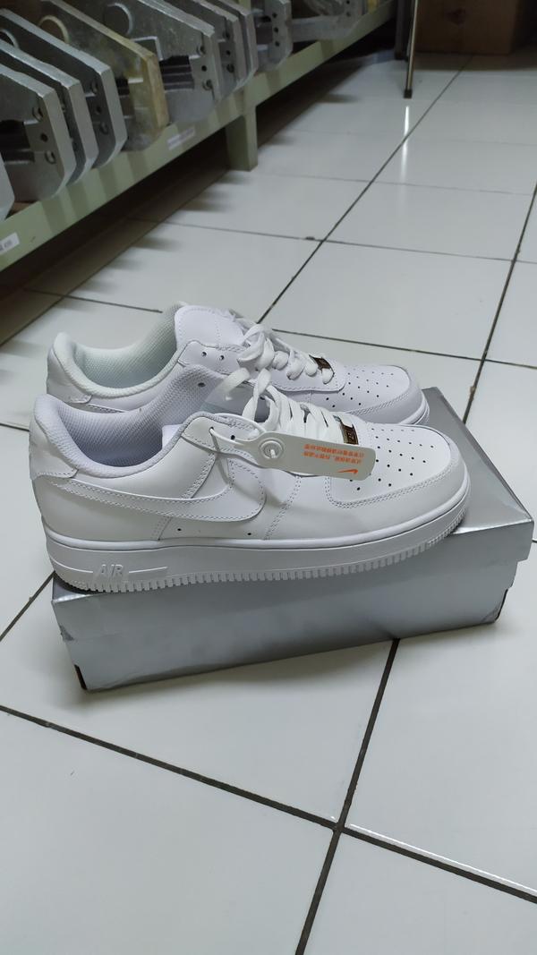 White Air Force '07 – KicksCove