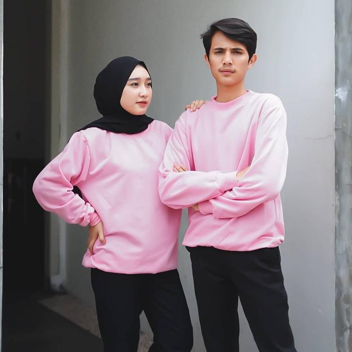 Gambar Sweater Couple Sweater Polos Basic Sweater Sweater Pria Sweater Wanita - Merah Muda dari Grosir Sweater09 undefined Tokopedia