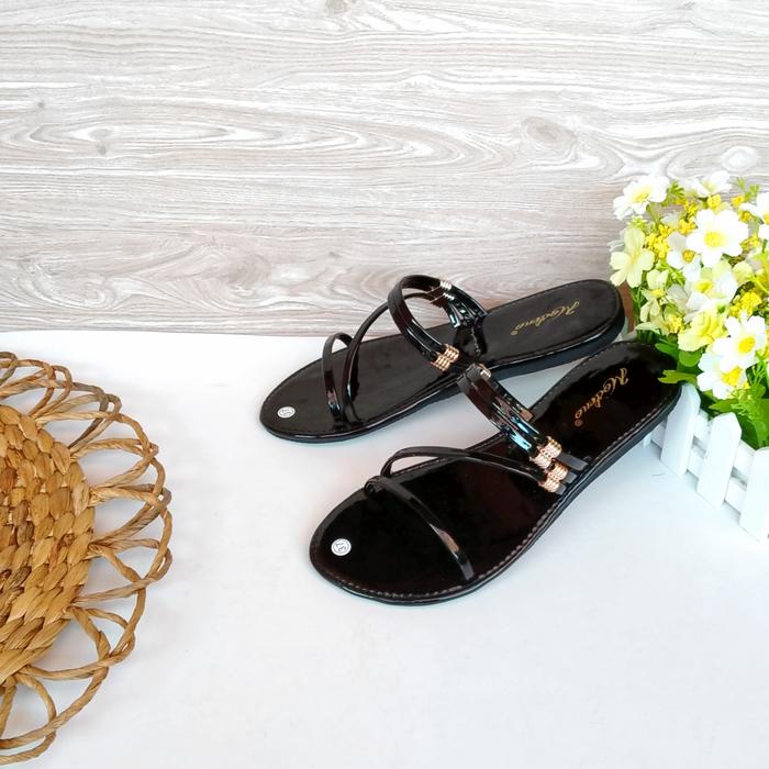 Gambar Sandal Elmo / sandal karet elmo / Sandal wanita / sandal selop elmo - Hitam, 38 dari ikonoah undefined Tokopedia