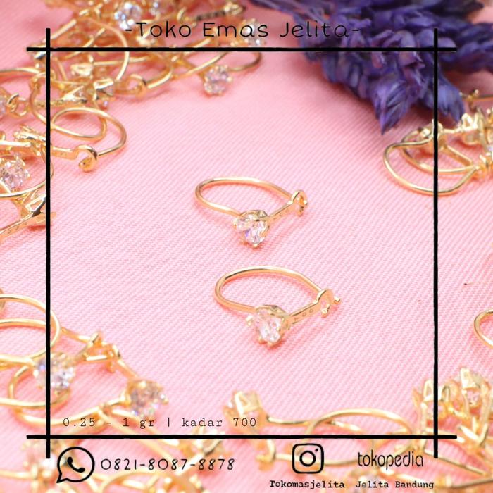 Gambar Anting Daisy Desi Desy 0.5 gram tinggi 1cm lebar 0.7cm dari JelitaBandung undefined Tokopedia
