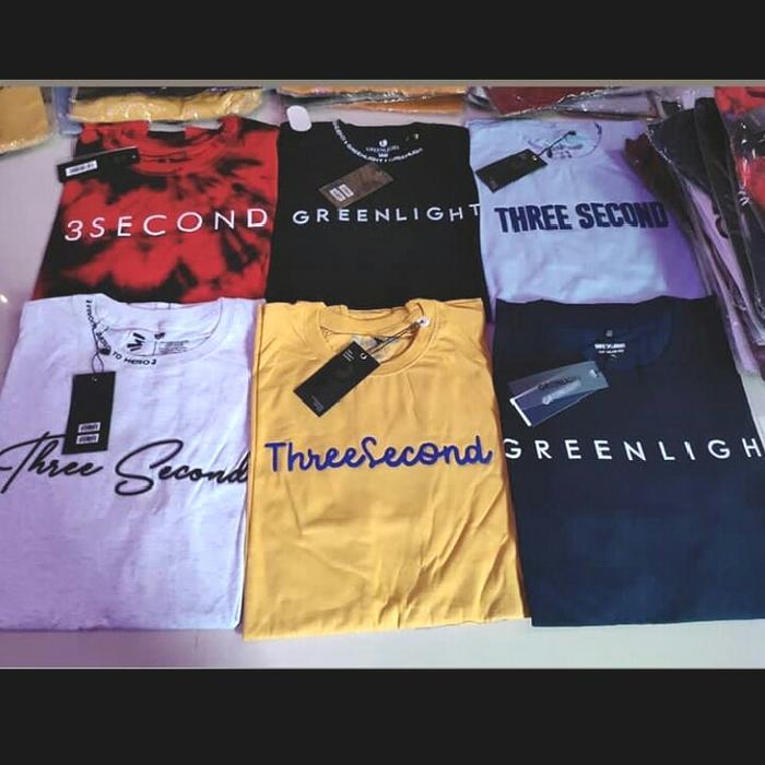 Gambar KAOS DISTRO MURAH dari THRIFT BRANDED undefined Tokopedia