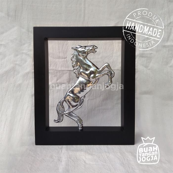 Gambar Frame Kuda Jingkrak - Kerajinan Khas Jogja - 33x39 cm dari buahtanganjogja undefined Tokopedia