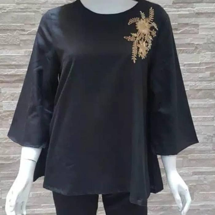Gambar Baju Batik Wanita / Blouse Outer Atasan Batik - Jacinda Top - Hitam dari KYO Batik undefined Tokopedia