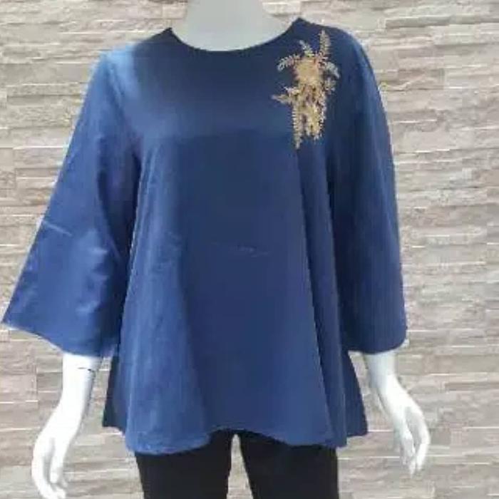 Gambar Baju Batik Wanita / Blouse Outer Atasan Batik - Jacinda Top - Biru dari KYO Batik undefined Tokopedia