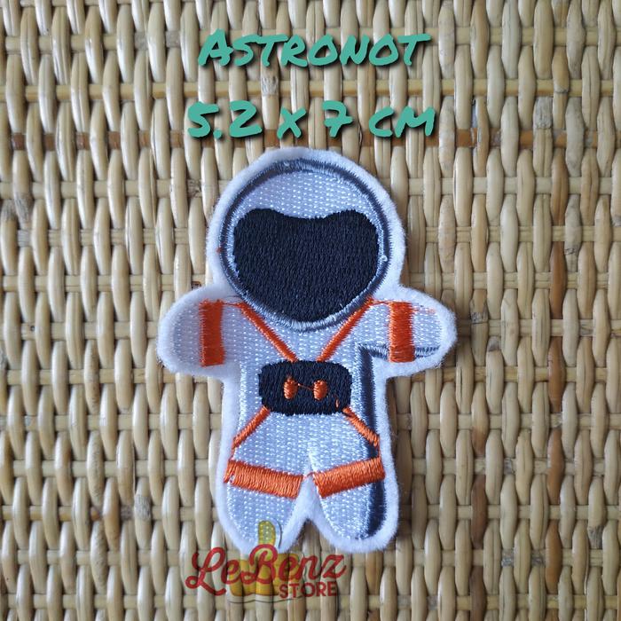 Gambar Patch Bordir Jahit Space - Astronaut dari LeBenz Store undefined Tokopedia