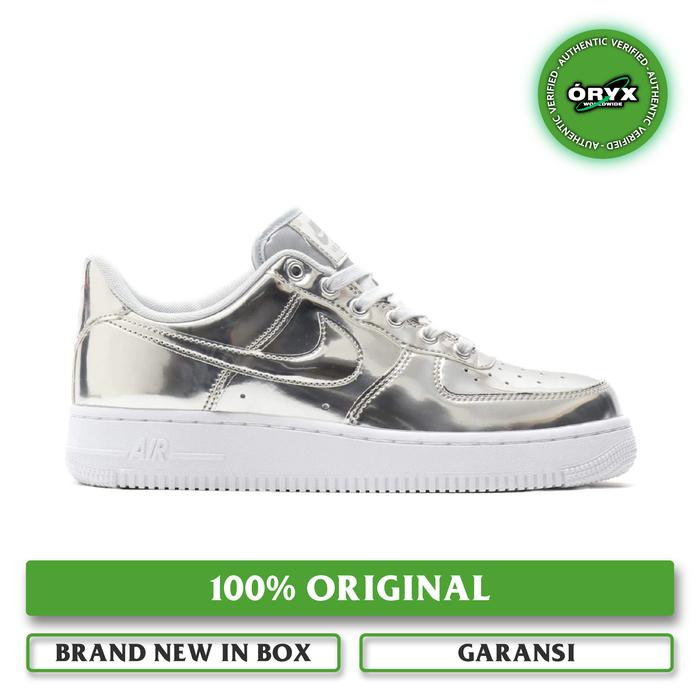 nike air force 1 sp w chrome silver & white
