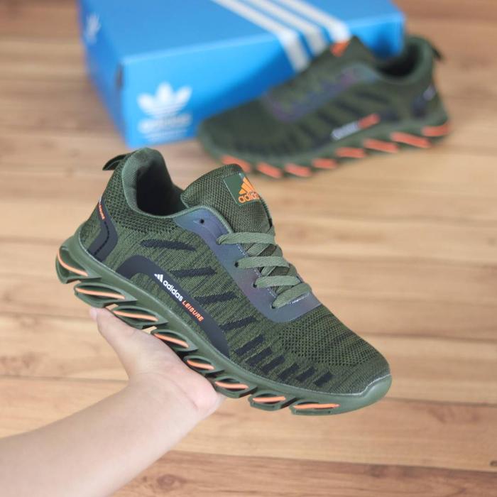 Gambar sneakers adidas springblade running || sepatu pria adidas dewasa - hijau armi, 39 dari Zamira_sport undefined Tokopedia