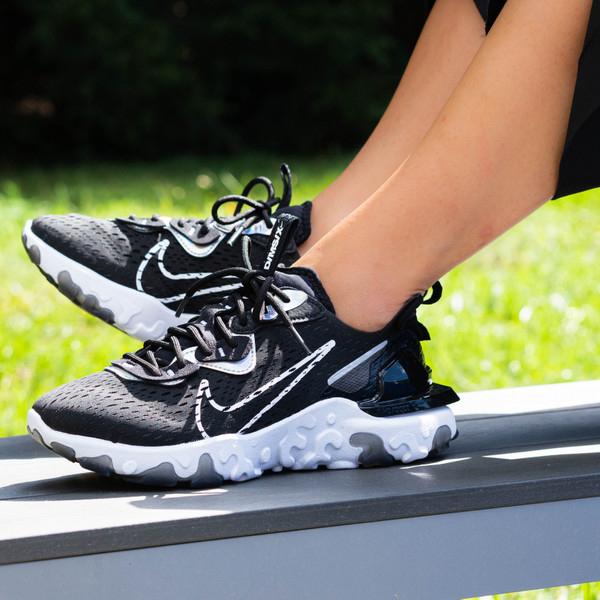 Nike Sneaker Nike Reacts Womens Black And White Nike NSW