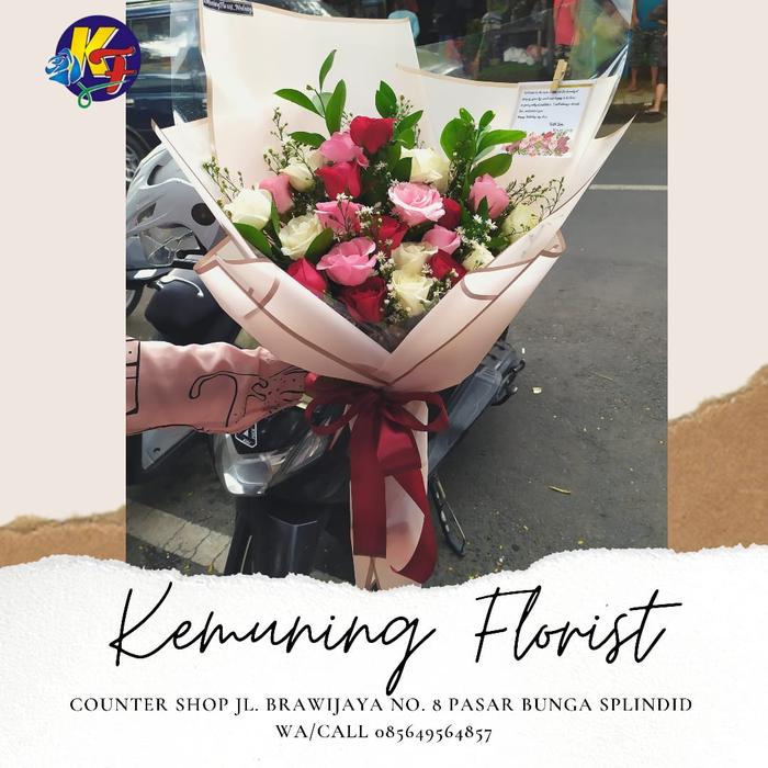 Gambar buket bunga/ hand buket malang/ buket bunga asli/ buket bunga segar - gambar 1 dari Kemuning Florist Malang undefined Tokopedia