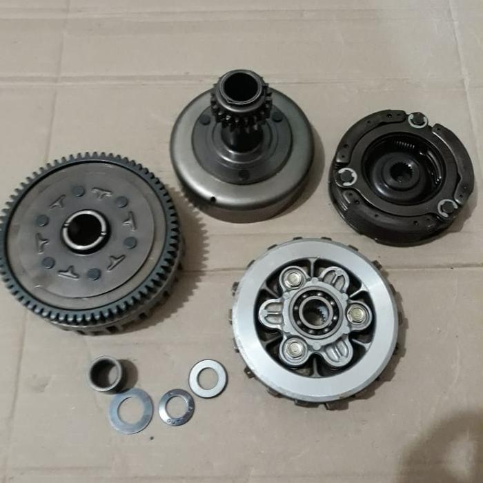 Gambar Rumah kopling set gigi primer sekunder Supra x 125 fi original dari Rihyuhmotor96 undefined Tokopedia