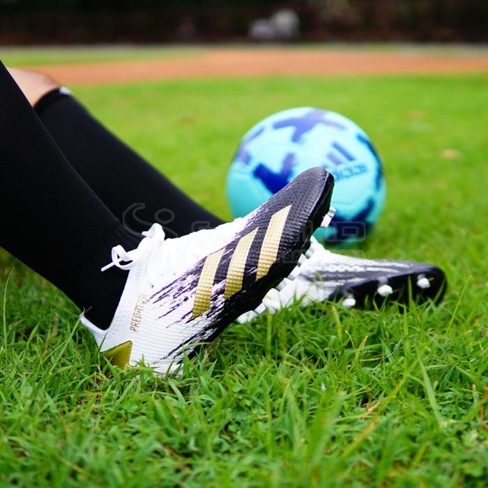 Jual Sepatu Bola Adidas Predator 