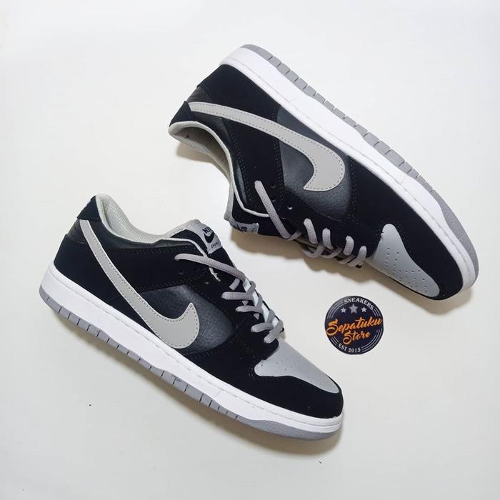 nike sb dunks grey suede