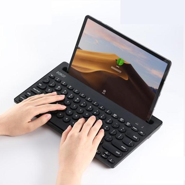 Gambar KEYBOARD MULTI DEVICE BLUETOOTH WIRELESS 3 PERANGKAT ONE KEY UNIVERSAL - Hitam dari xNimitz undefined Tokopedia