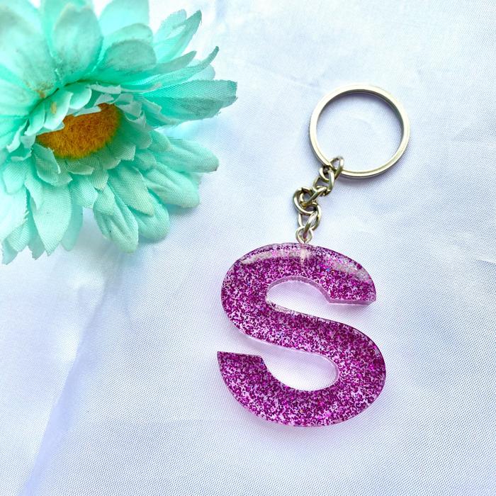 Jual INITIALS GLITTER KEYCHAIN RESIN alphabet keychain custom - Main Image