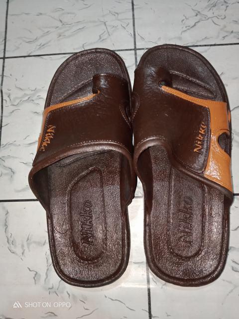 Gambar Sendal Niko Pria Jadul Karet Elastis Awet dari DimasAllShop09 undefined Tokopedia