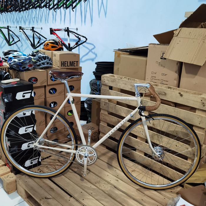 Vintage Bicycle Road Bike 20 Inch Frame Lot 403 1980s Peugeot HLE