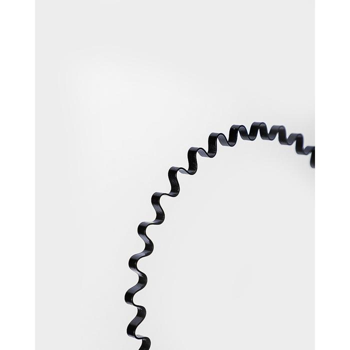Gambar Stroberi Wire Headband - Squiggly dari Stroberi Accessories undefined Tokopedia