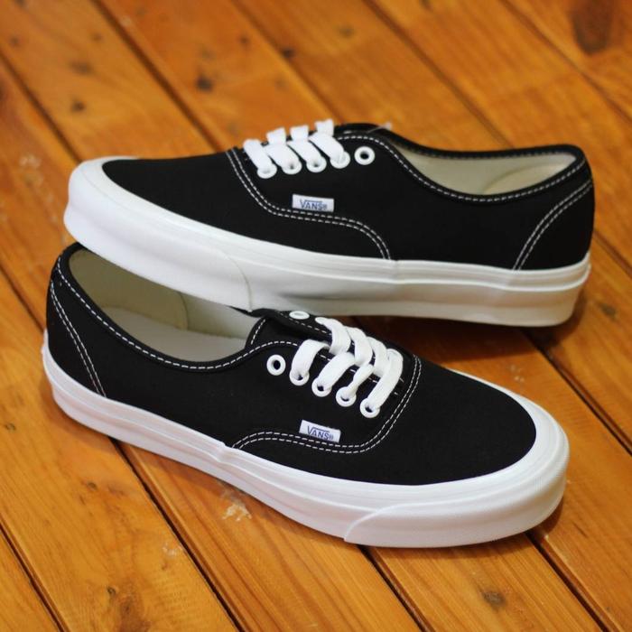 Vans Vault OG Authentic Lx 2020 Black True White 42