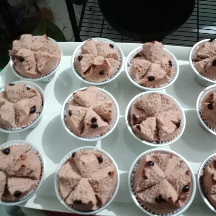 Gambar Bolu kukus pisang/ubi ungu atau pisang dan ubi ungu dari Naban Cake undefined Tokopedia