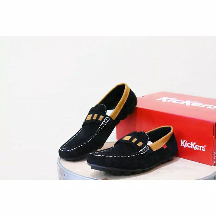 Gambar Sepatu Slip On Pria Kickers Casual Murah Santai - Hitam, 39 dari albistar33 undefined Tokopedia